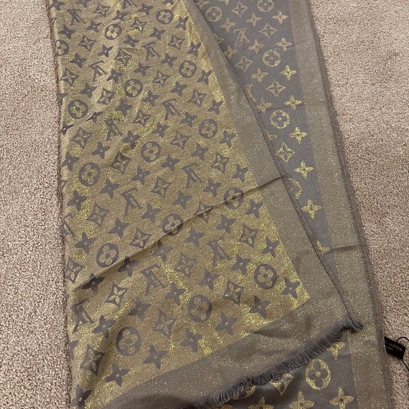 New Louis Vuitton Paris VL Pashmina Scarf Shawl Cashmere Silk Silver Gold Logo - Picture 13 of 13